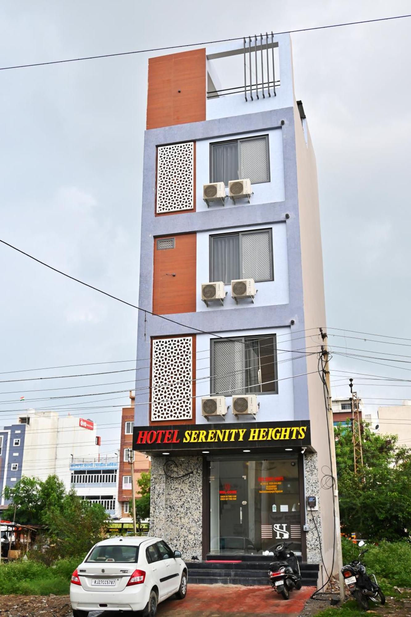 Hotel Serenity Heights Udaipur Exterior photo
